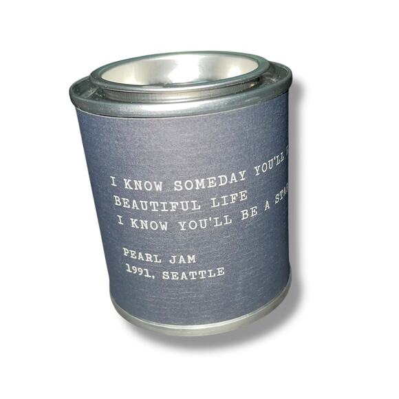 Sugarboo & Co Legends Pearl Jam 1991 Berlin Candle Beautiful Life Star Gray 3 oz - Picture 2 of 9